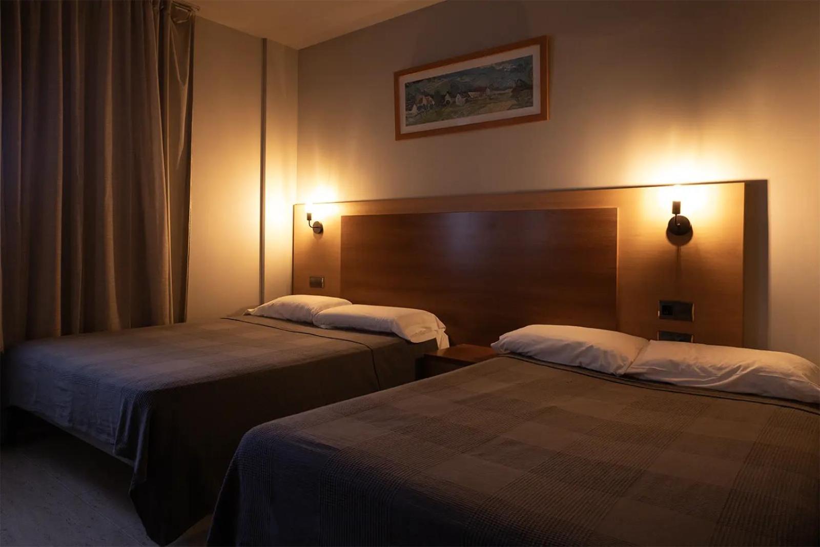Hotel Sant Celoni Esterno foto